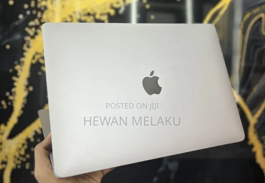 New Laptop Apple MacBook Air 2020 M1 16GB Apple M1 SSD 256GB