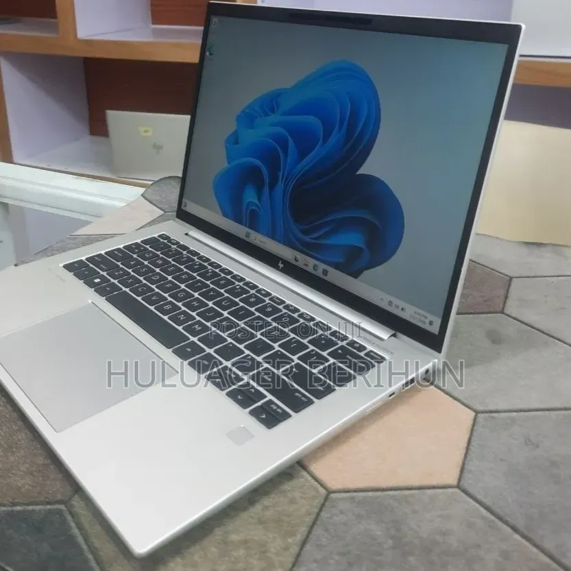 New Laptop HP EliteBook 840 G9 16GB Intel Core i7 SSD 512GB