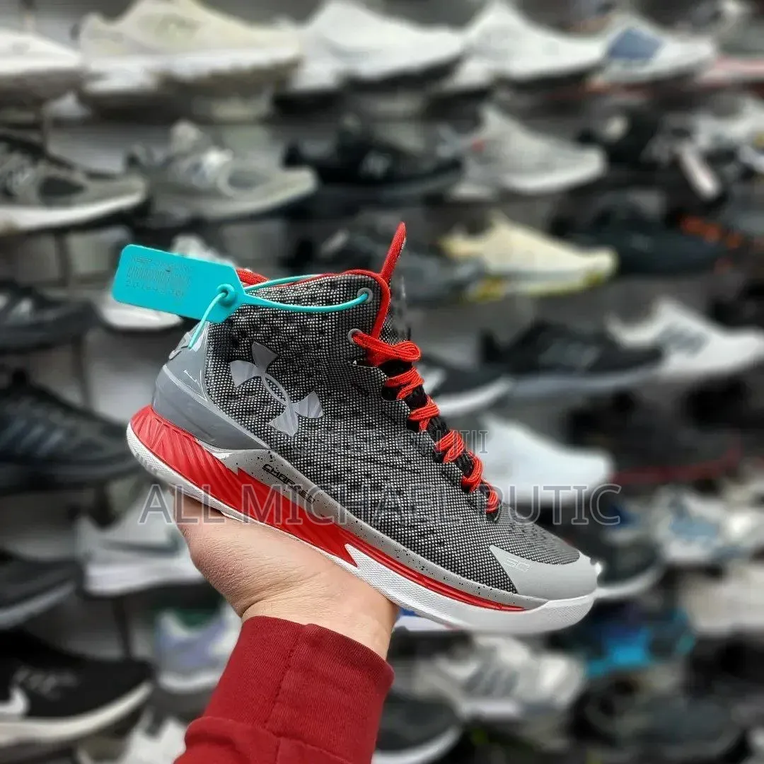 Under Armour Curry 1 Basketball Shoes