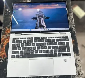 New Laptop HP EliteBook x360 1040 G7 16GB Intel Core i7 SSD 512GB