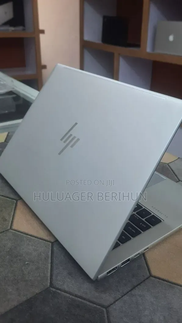 New Laptop HP EliteBook 840 G11 16GB Intel Core Ultra 7 SSD 512GB