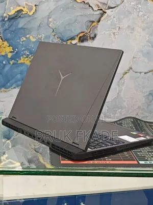 New Laptop Lenovo Legion 5 16GB AMD Ryzen 7 SSD 512GB