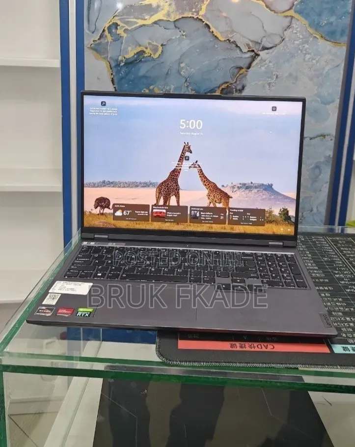 New Laptop Lenovo Legion 5 16GB AMD Ryzen 7 SSD 512GB