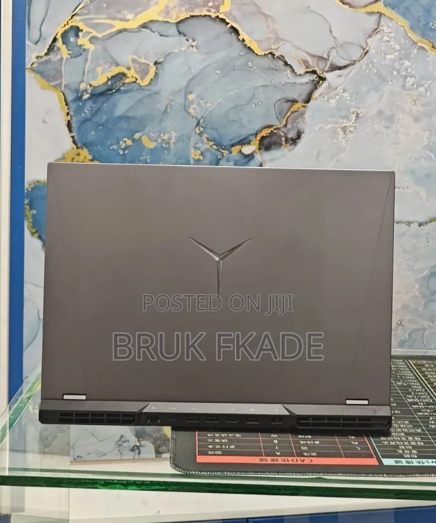 New Laptop Lenovo Legion 5 16GB AMD Ryzen 7 SSD 512GB