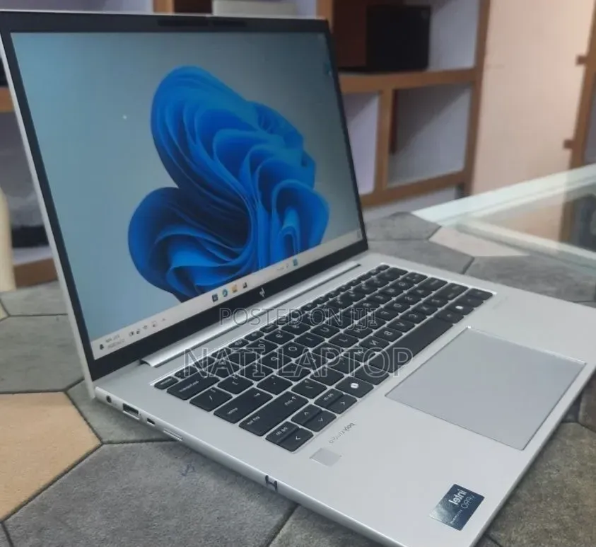 New Laptop HP EliteBook 840 G11 16GB Intel Core Ultra 7 SSD 512GB