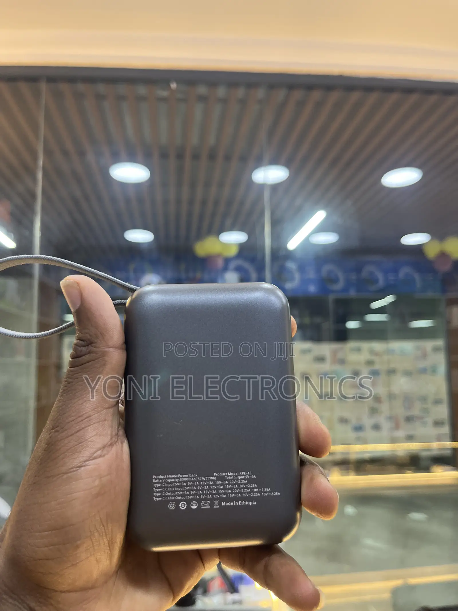 Rugga's 45W 20,000mAh Power Bank