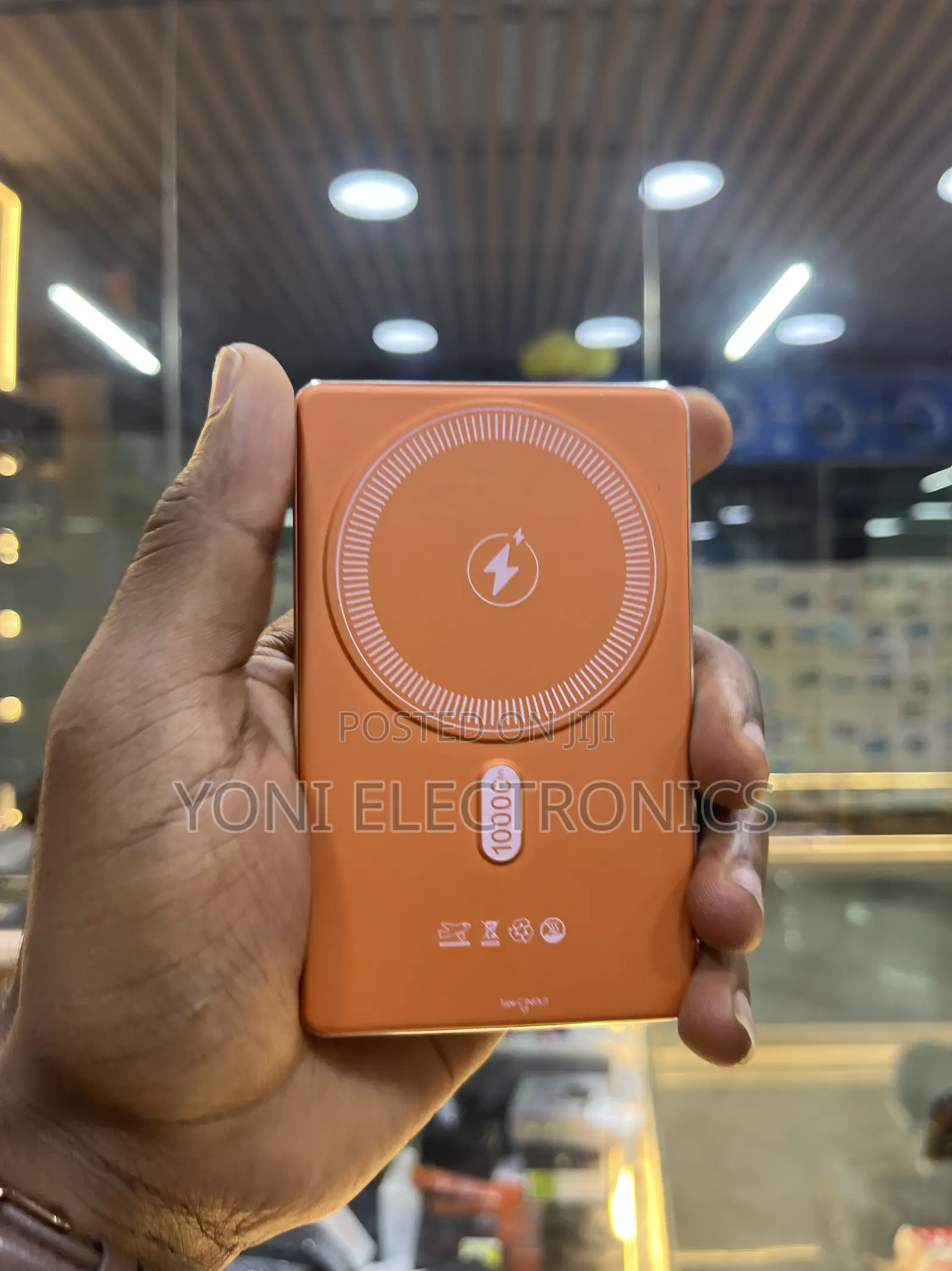 Rugga's 10,000mAh MagOn Series Power Bank