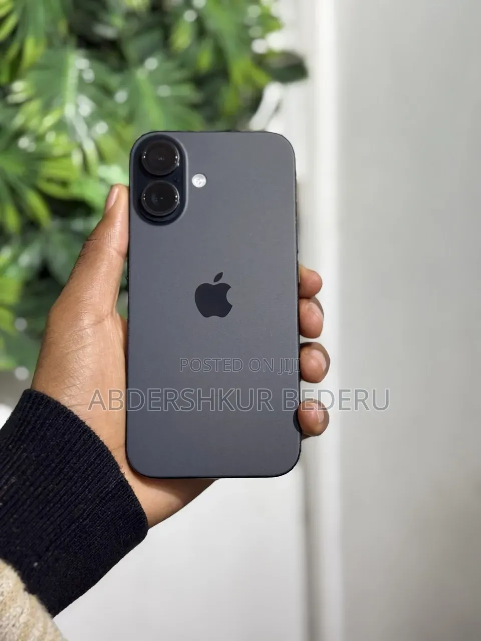 New Apple iPhone 16 128 GB Blue