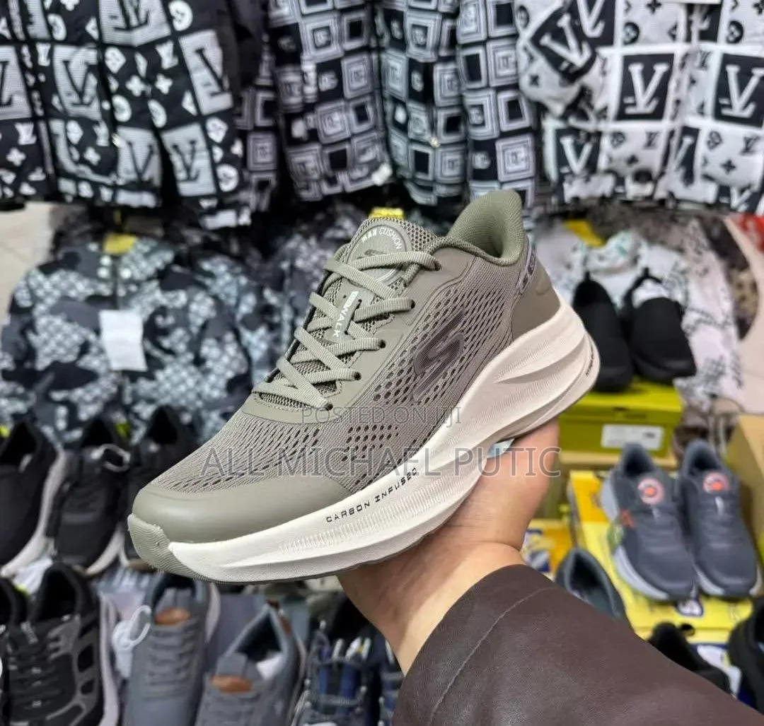 Sketchers Cushion Shoes