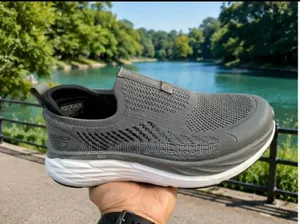 Sketchers Cushion Shoes