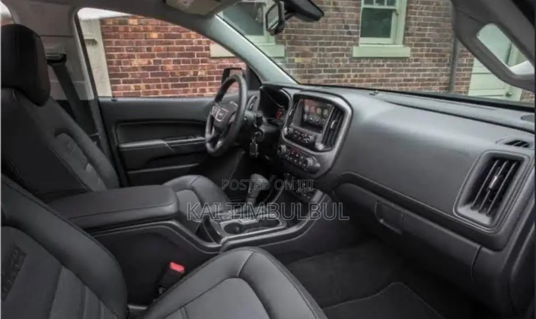 GMC Canyon SLE 4x2 Crew Cab 6 ft. box 140.5 in. WB 2016 Silver