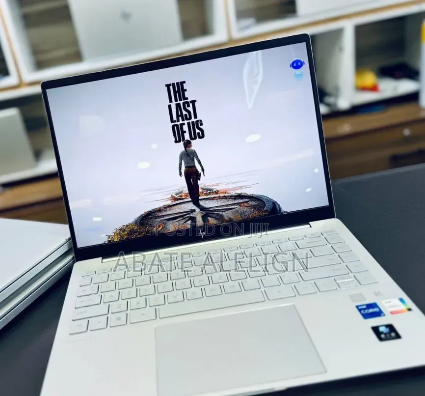 New Laptop HP Pavilion 14 16GB Intel Core i7 SSD 1T