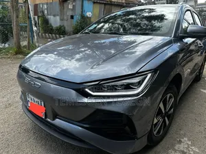 BYD E2 43 kWh 94 hp FWD 2024