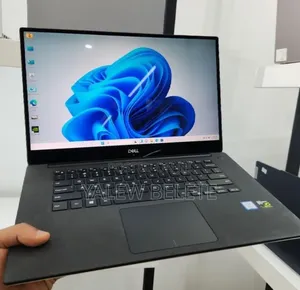 New Laptop Dell XPS 15 16GB Intel Core i7 SSD 512GB