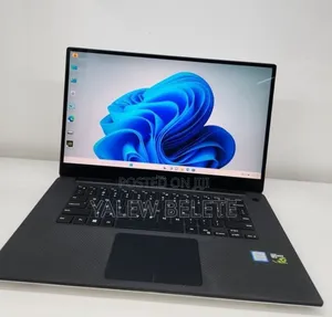 New Laptop Dell XPS 15 16GB Intel Core i7 SSD 512GB