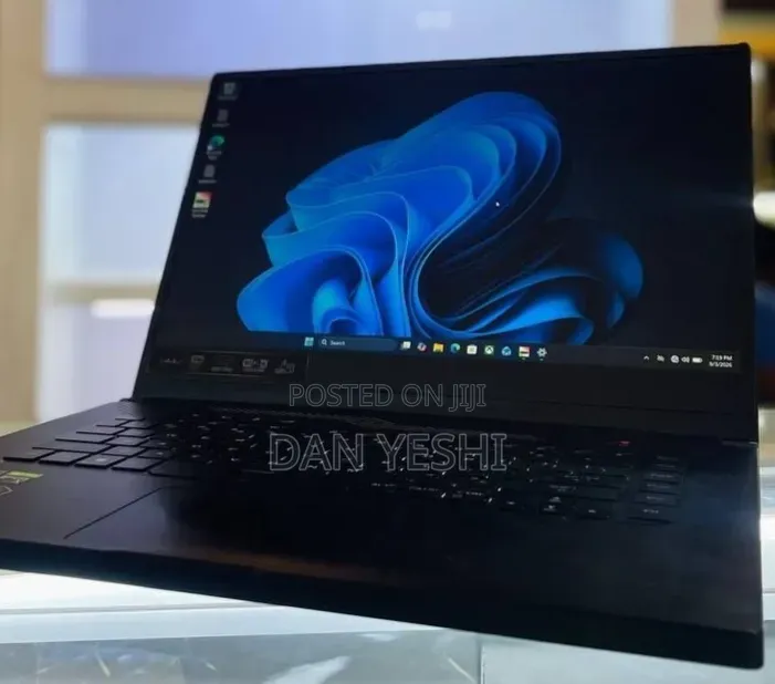 New Laptop Asus ROG Zephyrus G15 16GB AMD Ryzen 7 SSD 512GB