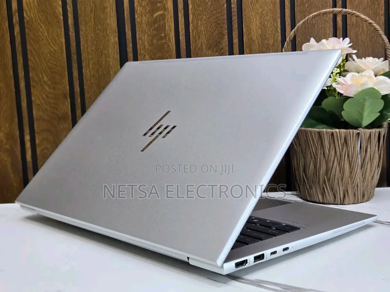 New Laptop HP EliteBook 840 G9 16GB Intel Core i7 SSD 512GB