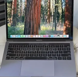 New Laptop Apple MacBook Pro 2019 16GB Intel Core i7 SSD 512GB