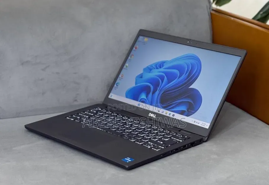 New Laptop Dell Latitude 7420 12GB Intel Core i7 SSD 512GB