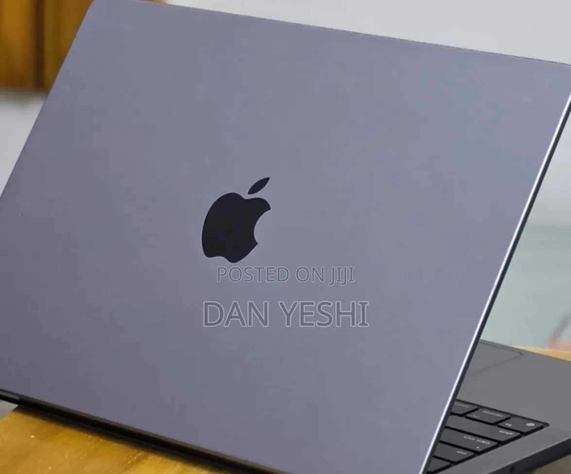 New Laptop Apple MacBook Pro 32GB Apple M1 Pro SSD 512GB