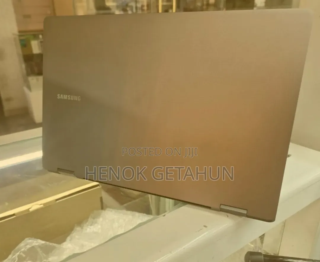 New Laptop Samsung Galaxy Book6 Ultra 16GB Intel Core Ultra 7 SSD 512GB