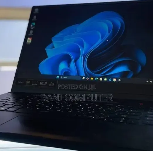 New Laptop Asus ROG Zephyrus G15 16GB AMD Ryzen 7 SSD 512GB