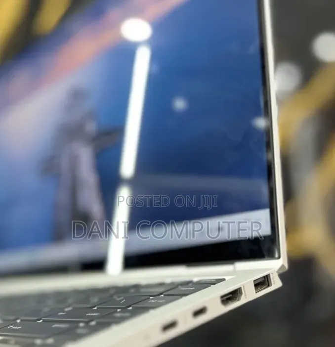 New Laptop HP EliteBook x360 1040 G7 16GB Intel Core i7 SSD 512GB