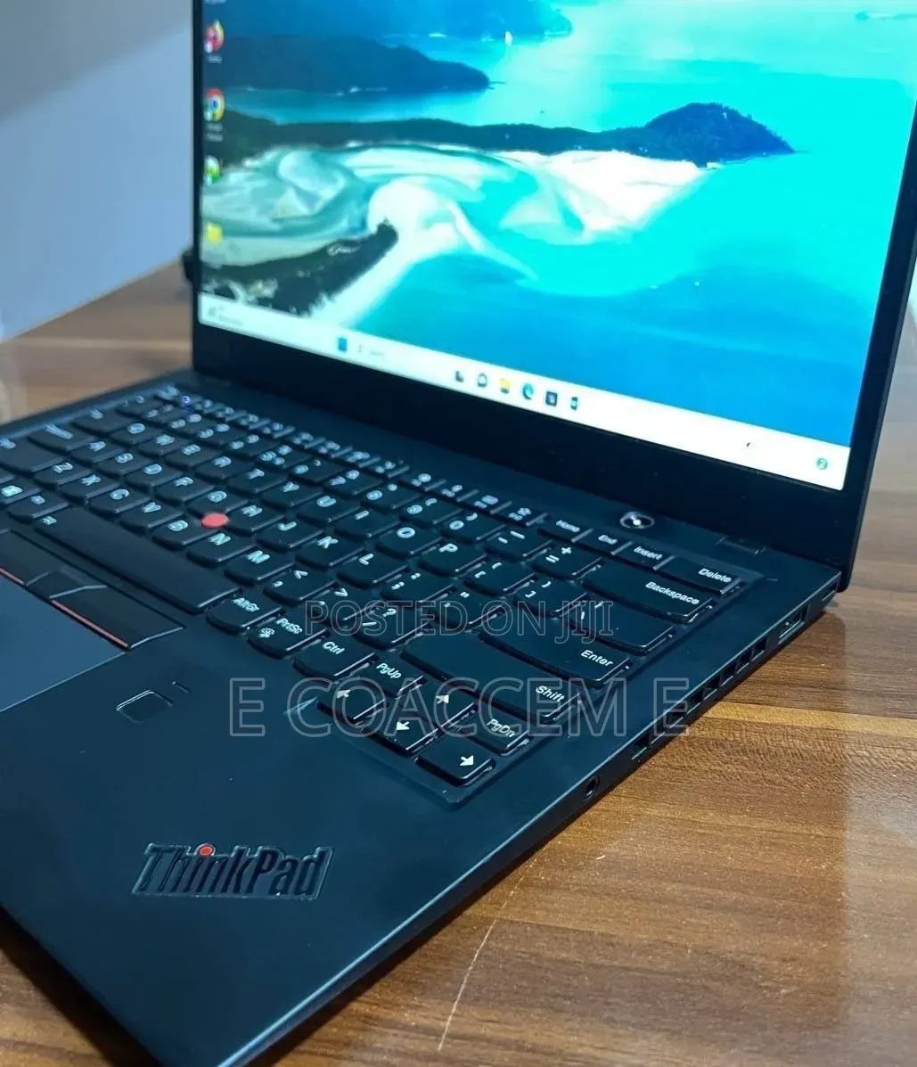New Laptop Lenovo 16GB Intel Core i5 SSD 512GB