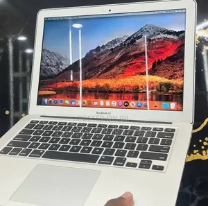 New Laptop Apple MacBook Air 2017 8GB Intel Core i5 SSD 128GB