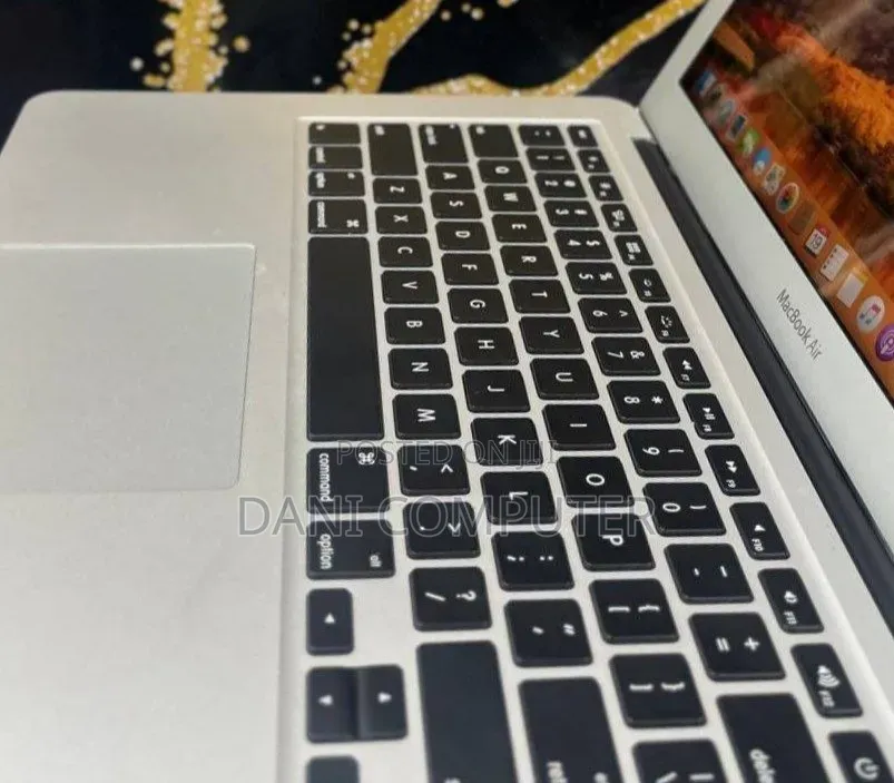 New Laptop Apple MacBook Air 2017 8GB Intel Core i5 SSD 128GB