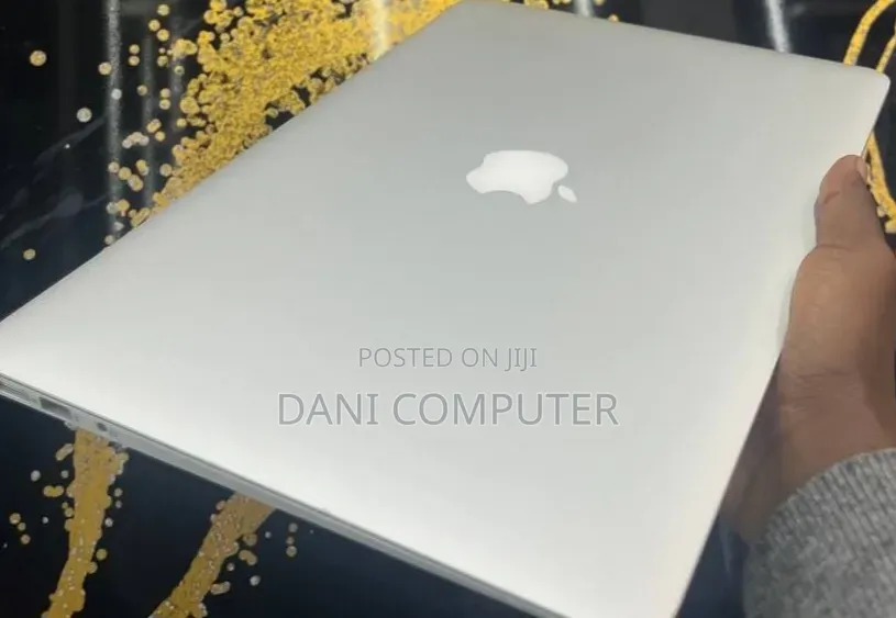 New Laptop Apple MacBook Air 2017 8GB Intel Core i5 SSD 128GB