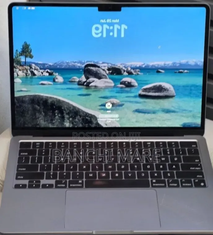 New Laptop Apple MacBook Air 2022 M2 8GB Apple M2 SSD 256GB
