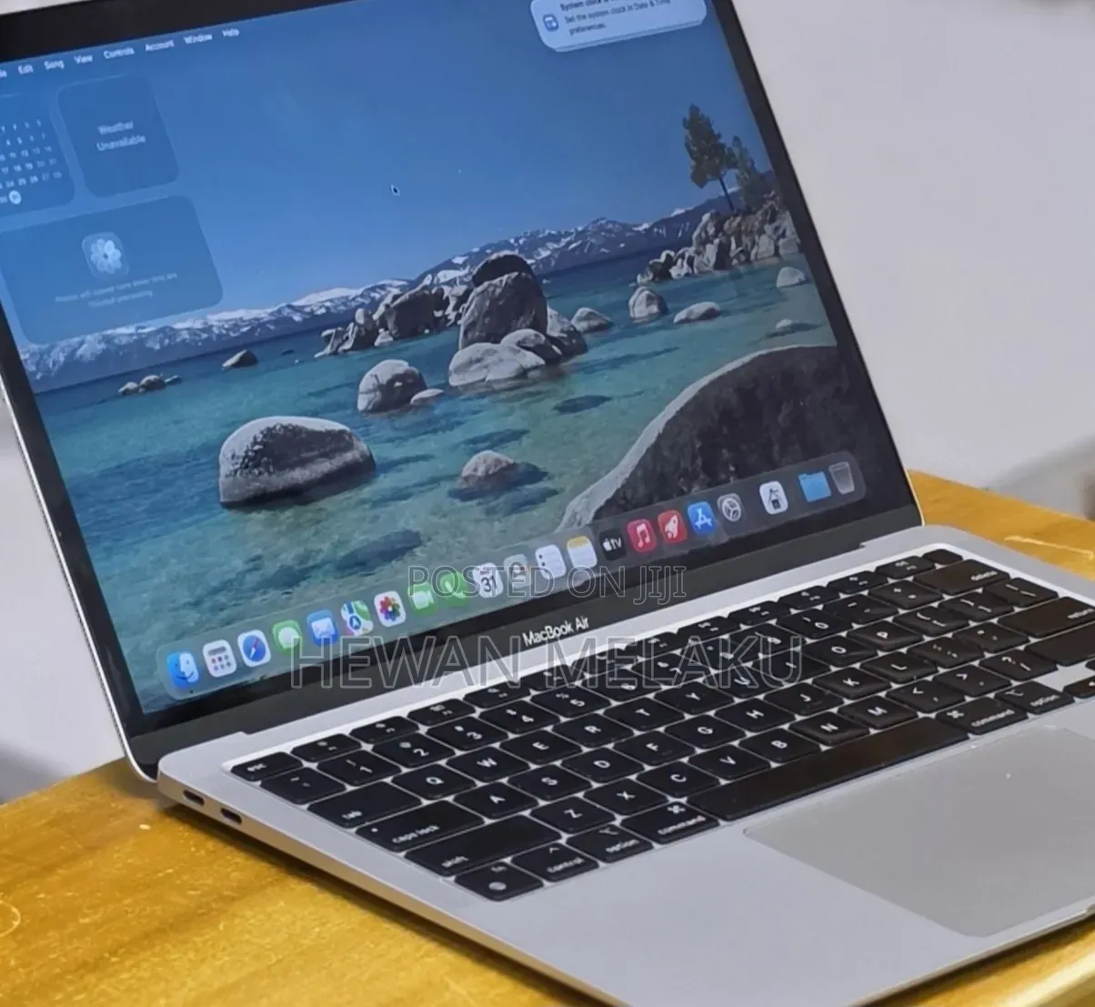 New Laptop Apple MacBook Air 2020 M1 8GB Apple M1 SSD 256GB