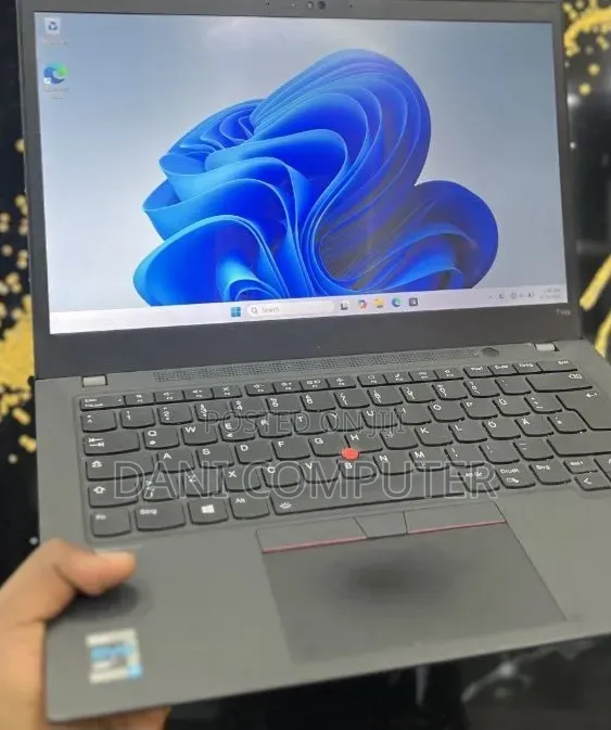 New Laptop Lenovo ThinkPad T14s Gen 2 16GB Intel Core i7 SSD 512GB