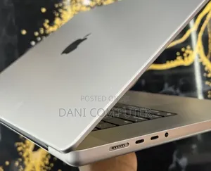 New Laptop Apple MacBook Pro 2021 M1 32GB Apple M1 SSD 512GB