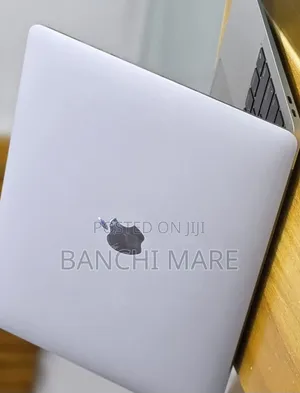 New Laptop Apple MacBook Air 2020 M1 8GB Apple M1 SSD 256GB