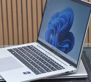 New Laptop HP EliteBook 840 G10 16GB Intel Core i7 SSD 512GB