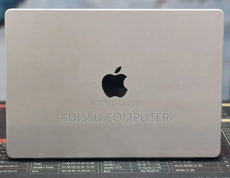 New Laptop Apple MacBook Pro 2019 16GB Apple M1 Pro SSD 1T