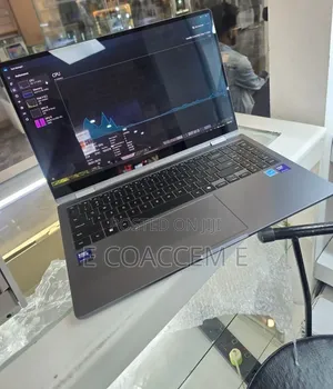 New Laptop Samsung 16GB Intel Core Ultra 7 SSD 512GB