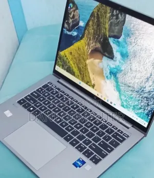 New Laptop HP Stream Notebook 16GB Intel Core i7 SSD 512GB