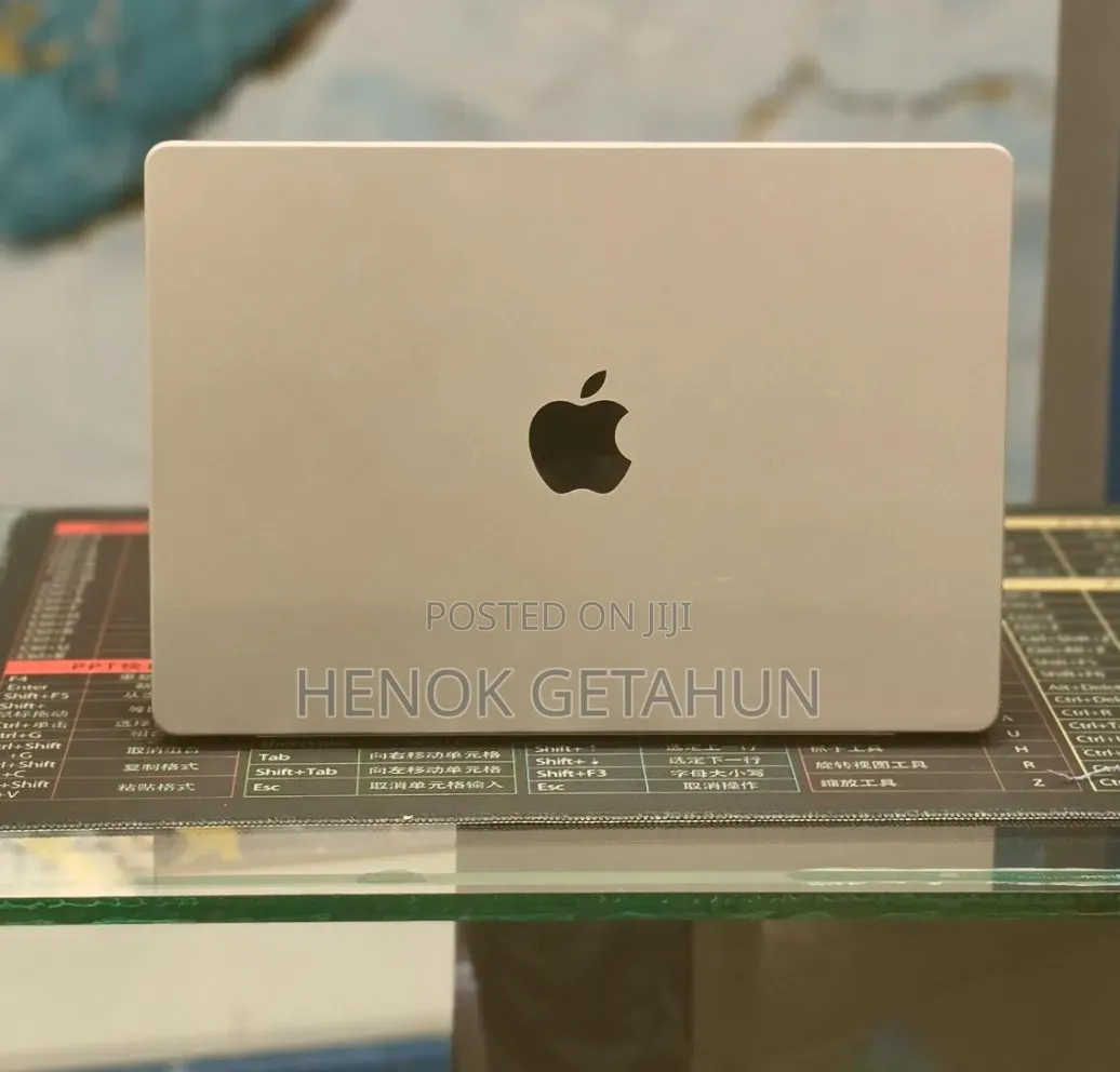 New Laptop Apple MacBook Pro 2021 M1 16GB Apple M1 SSD 1T