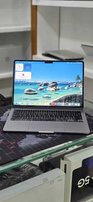 New Laptop Apple MacBook Air 2022 M2 8GB Apple M2 SSD 256GB