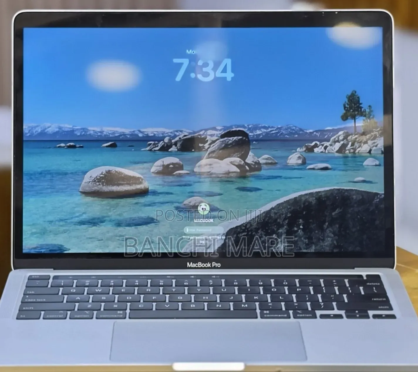 New Laptop Apple MacBook Pro 2020 32GB Intel Core i7 SSD 512GB