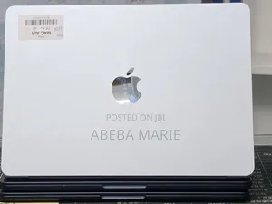 New Laptop Apple MacBook Air 2025 M4 16GB Apple M4 SSD 256GB