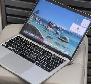 New Laptop Apple MacBook Pro 2020 32GB Intel Core i7 SSD 512GB