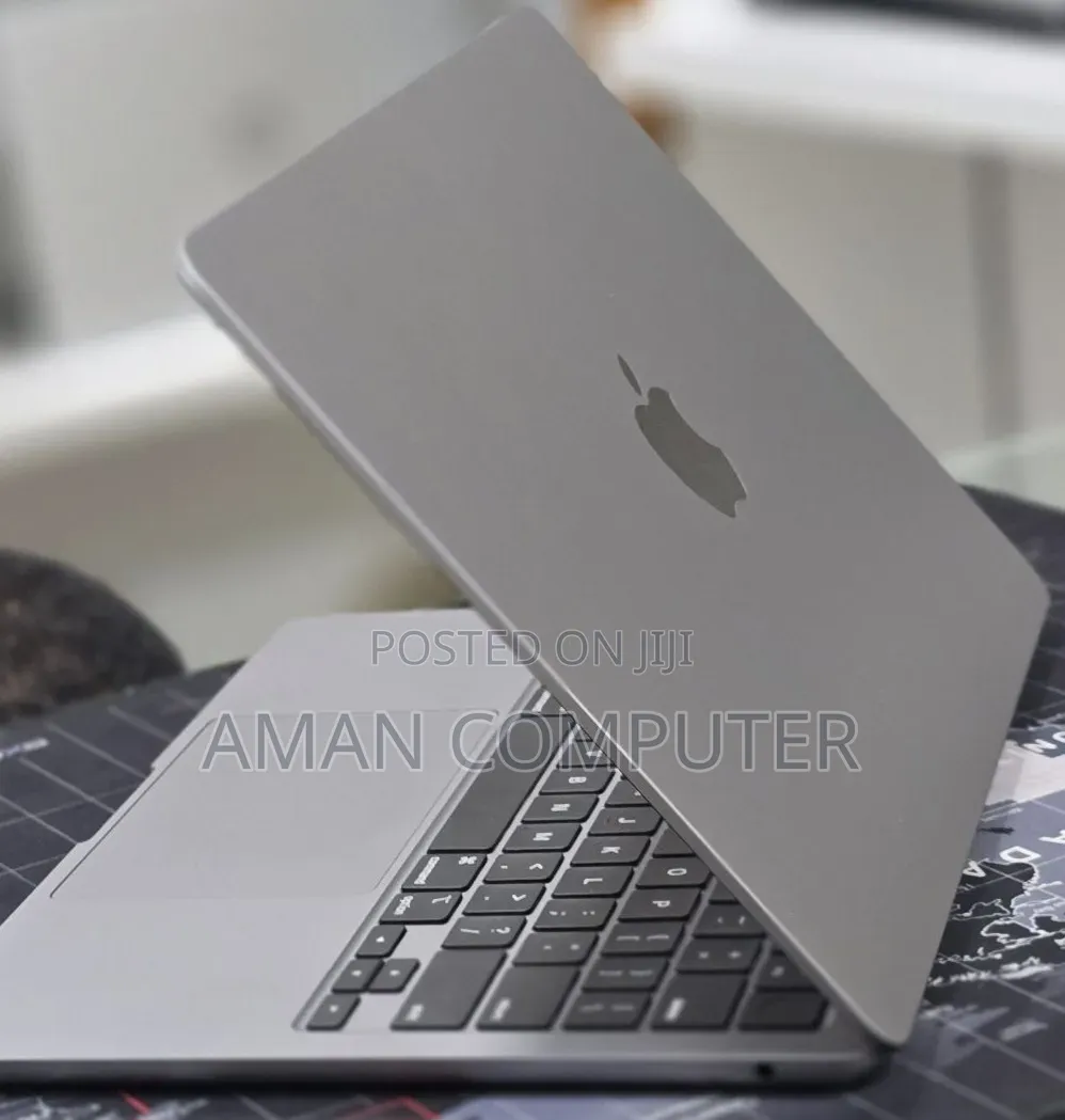 New Laptop Apple MacBook Air 2022 M2 8GB Apple M2 SSD 256GB