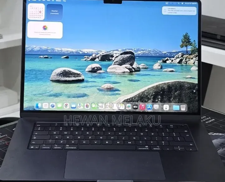 New Laptop Apple MacBook Air 2025 M4 16GB Apple M4 SSD 256GB