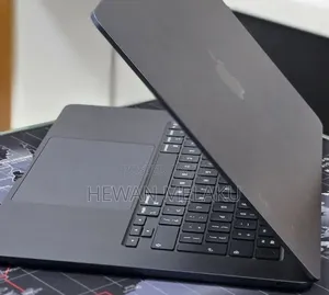 New Laptop Apple MacBook Air 2025 M4 16GB Apple M4 SSD 256GB