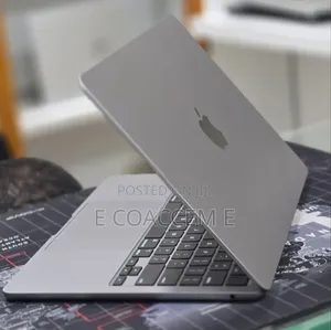 New Laptop Apple MacBook 8GB SSD 256GB