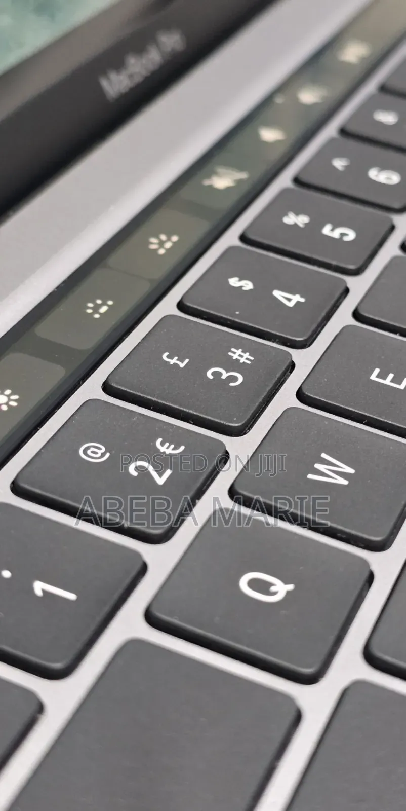New Laptop Apple MacBook Pro 2020 8GB Apple M1 SSD 512GB